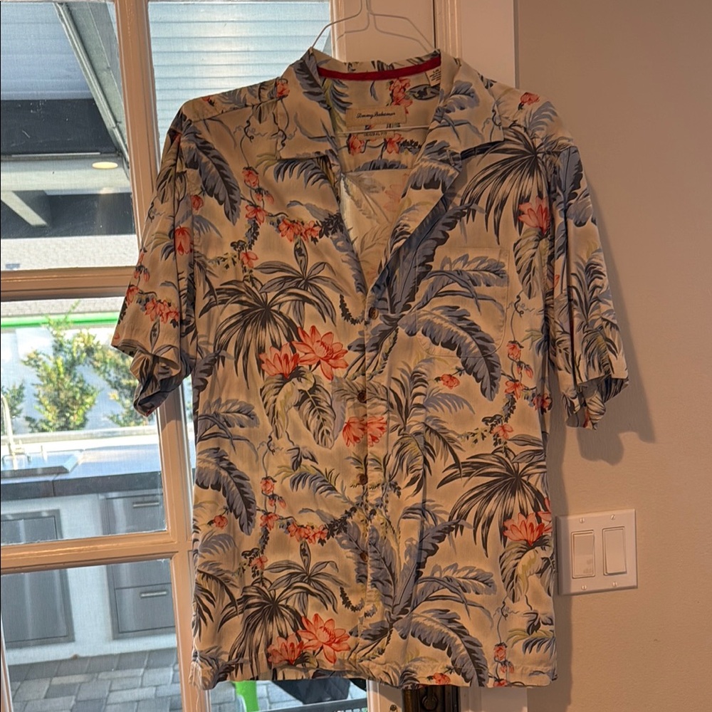 Tommy Bahama Cream and Blue Casual Button Down Shirt